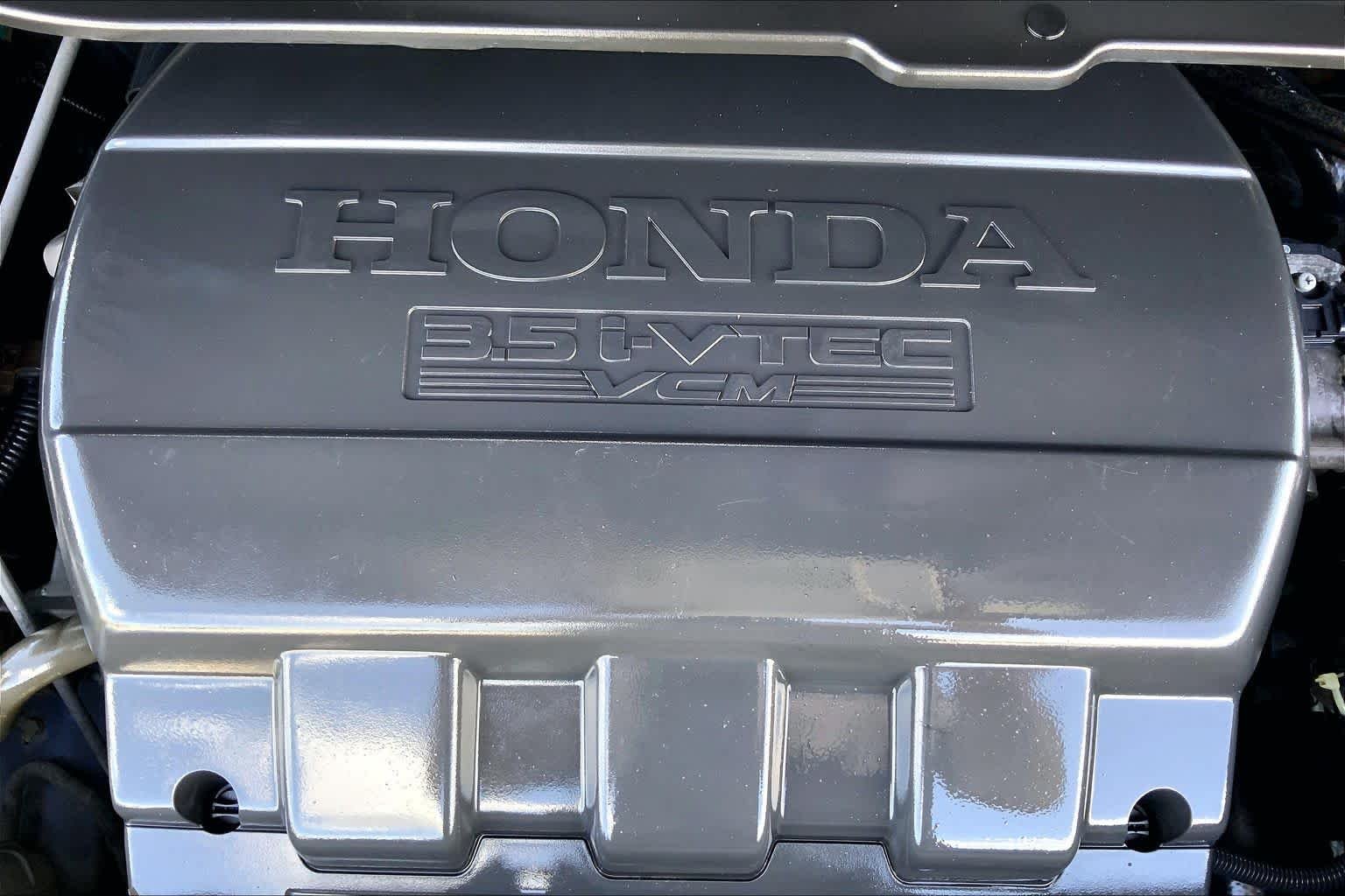 Used 2015 Obsidian Blue Pearl Honda EX-L image 32