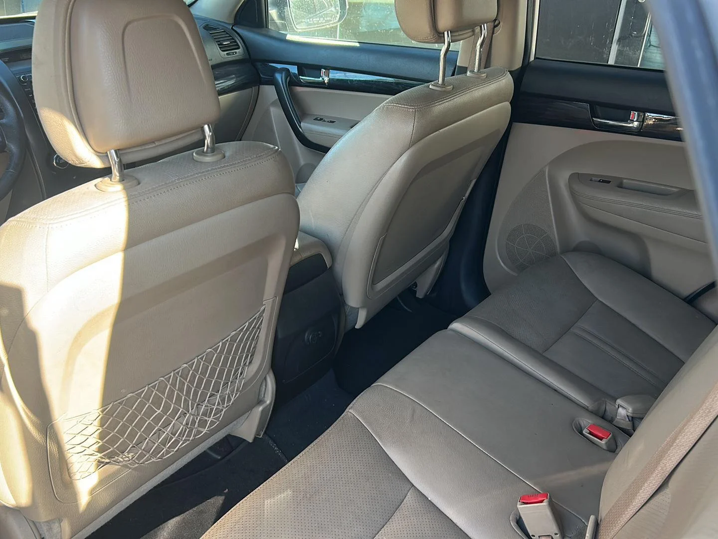 Used 2011 White Sand Beige Kia EX image 9