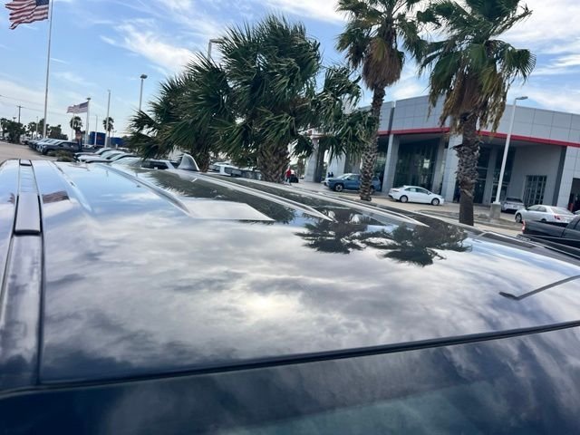 Used 2025  Toyota SR image 7
