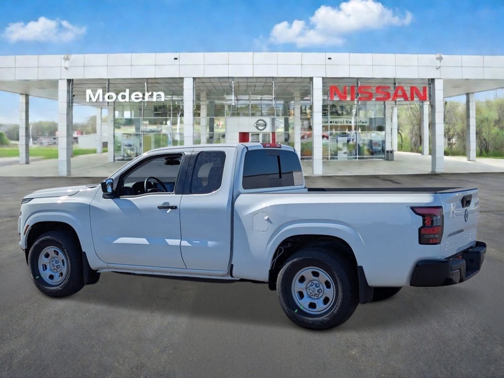 New 2026 Glacier White Nissan S image 3