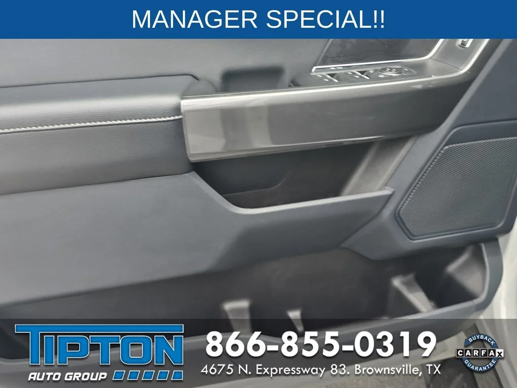 Used 2022 White Ford XLT image 18