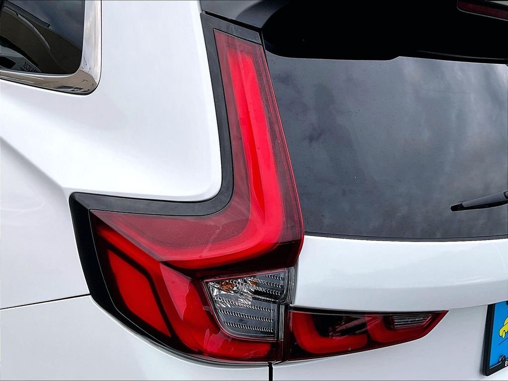 Used 2025 White Honda EX image 33