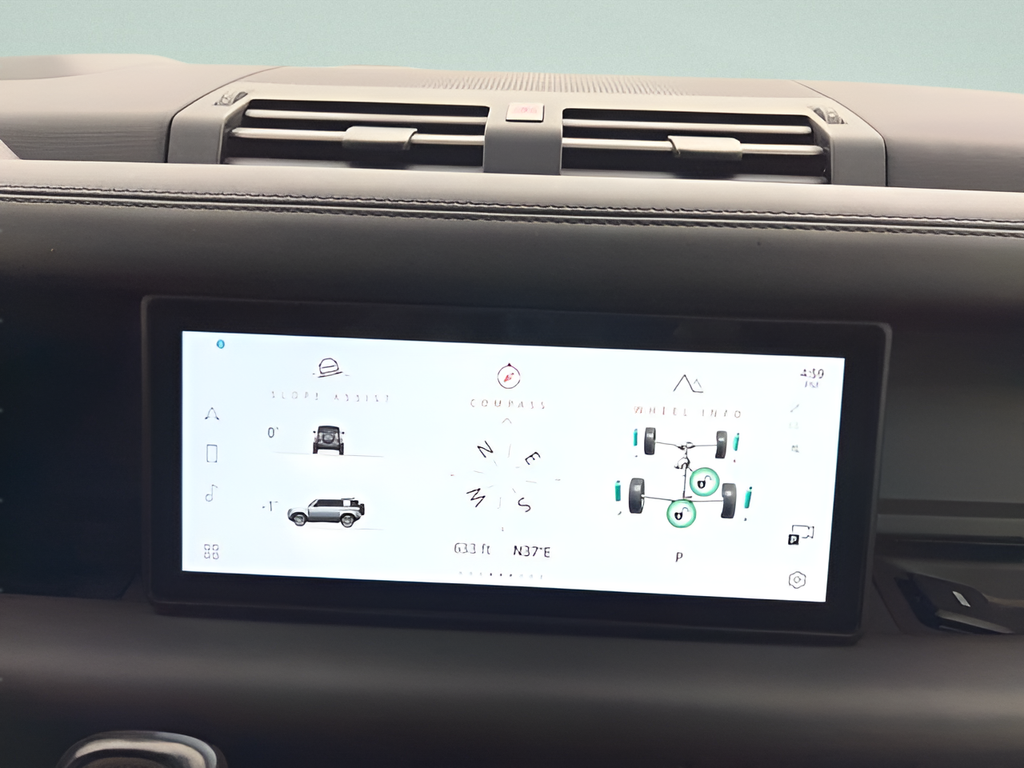 Used 2021  Land Rover X image 33