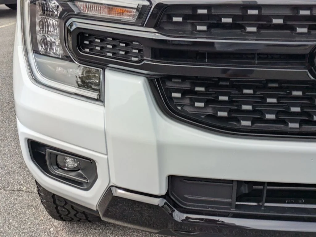 New 2026 Oxford White Ford XLT image 10