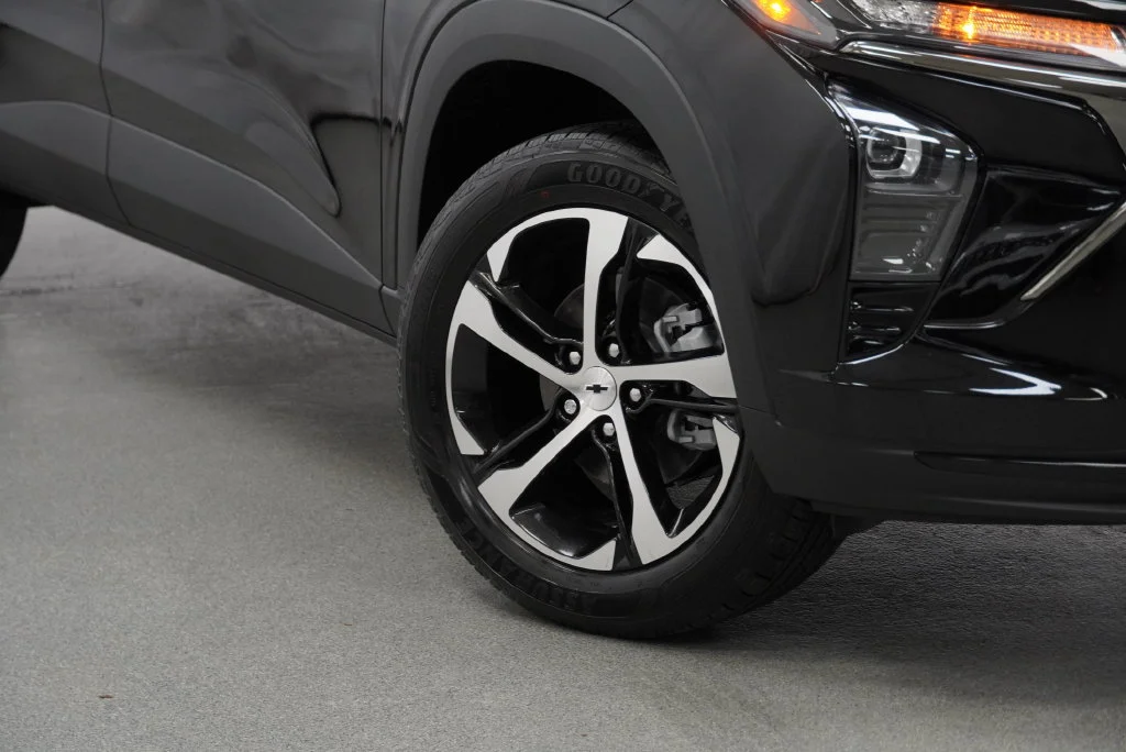 New 2026 Mosaic Black Metallic Chevrolet 1RS image 8