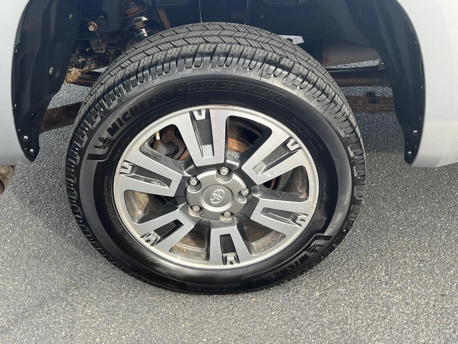 2016 Toyota Tundra Limited - Photo 19