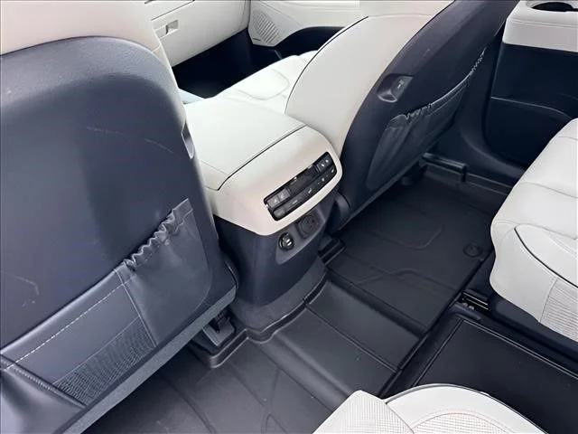 Used 2023 Black Hyundai Limited image 18