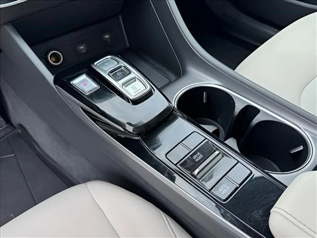 Used 2023 Black Hyundai Blue image 26
