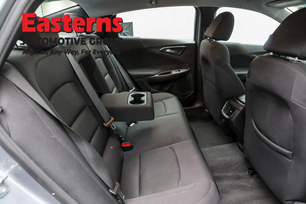 Used 2023 Gray Chevrolet LT image 22