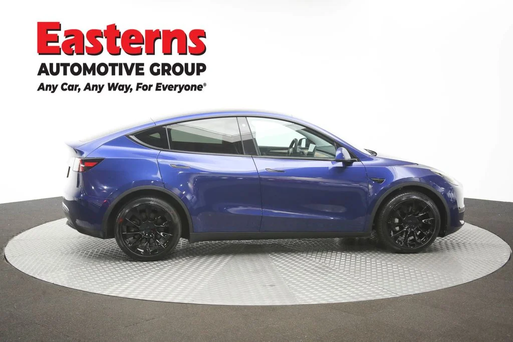 Used 2023 Blue Tesla Long Range image 39