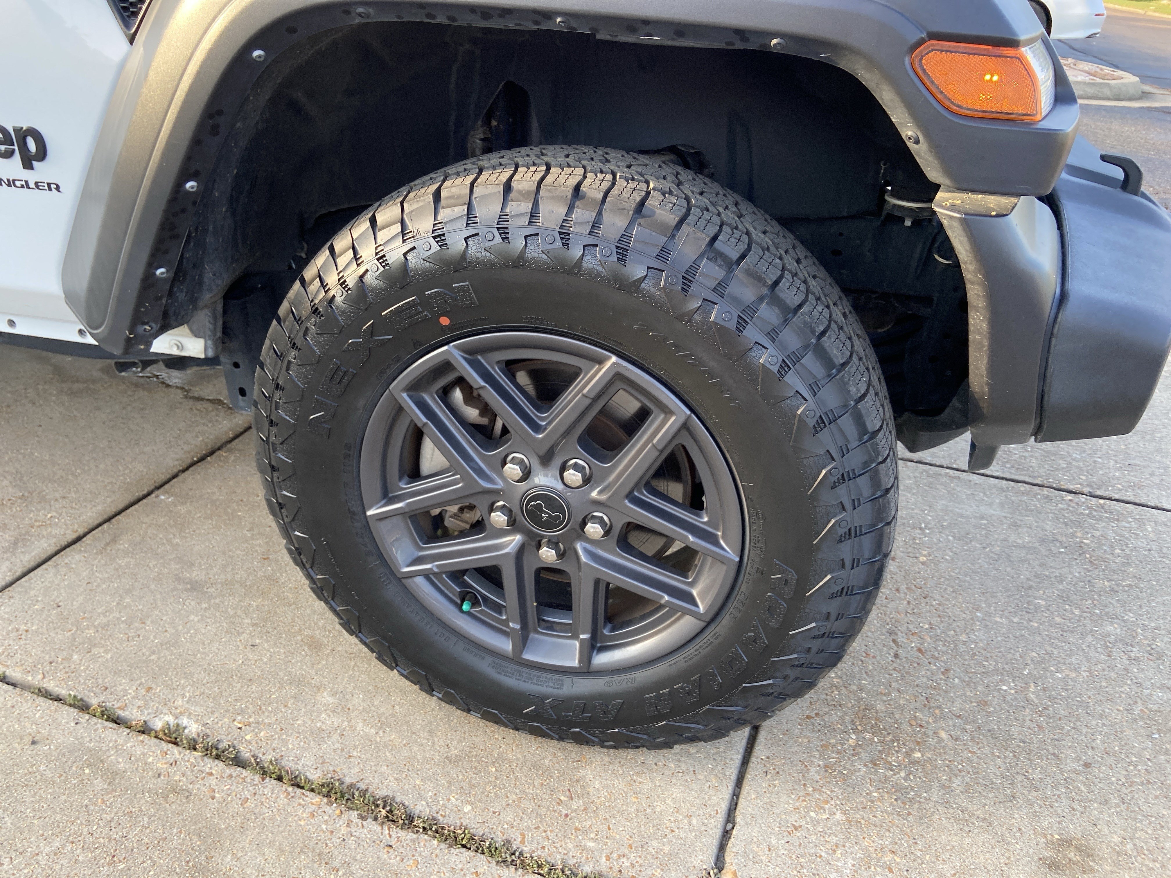 Used 2024 Bright White Clearcoat Jeep Sport S image 32