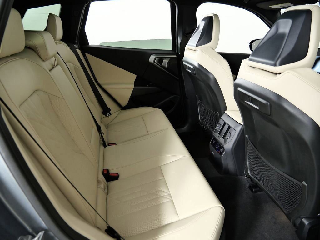 Used 2026 Skyscraper Grey Metallic BMW 30 xDrive image 26