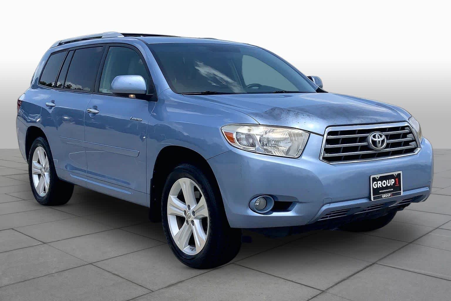 Used 2010 Waveline Pearl Toyota Limited image 2