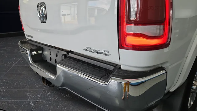 Used 2020 Bright White Clearcoat Ram Laramie image 39