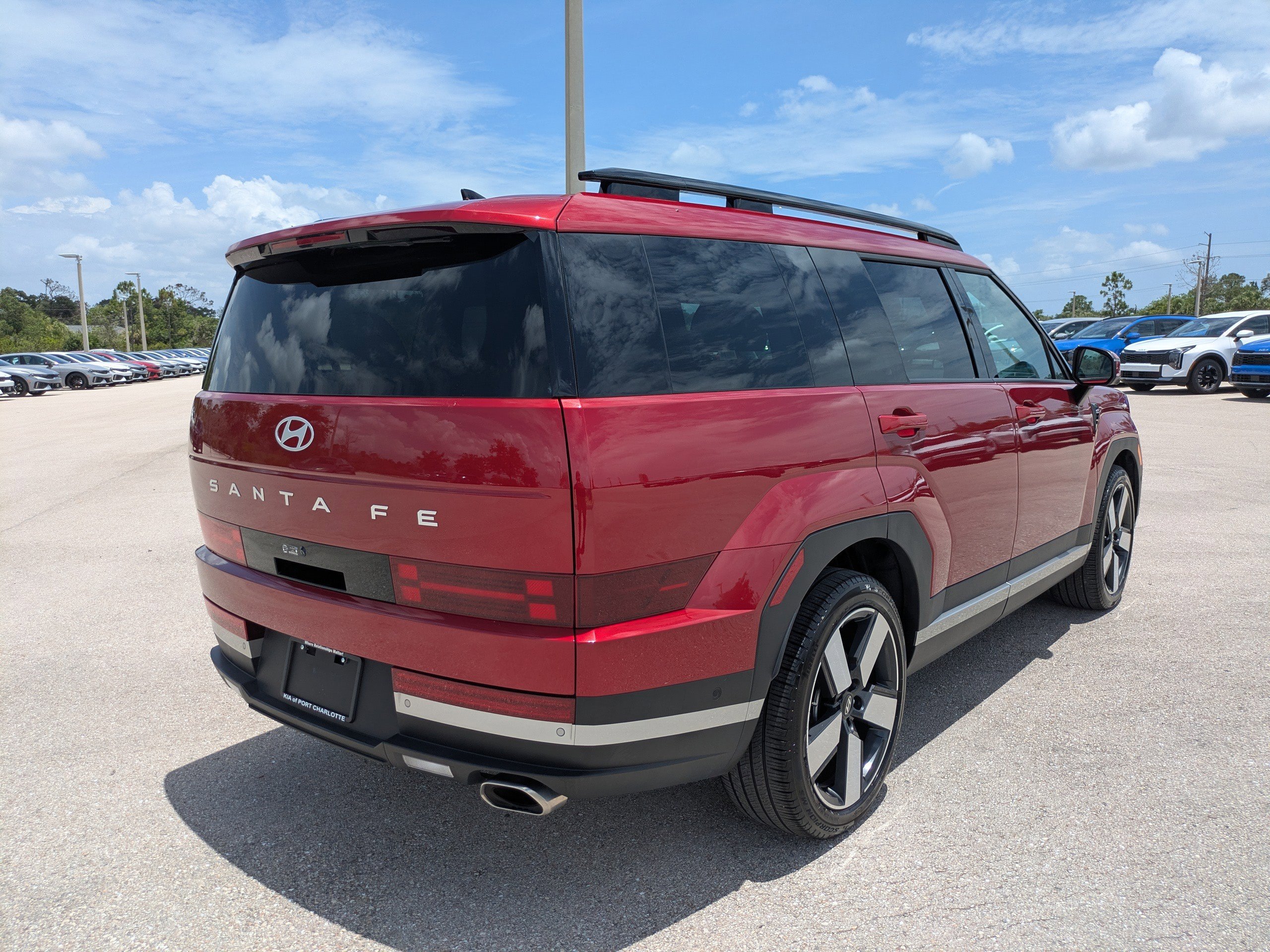 Used 2025 Ultimate Red Hyundai Limited image 4
