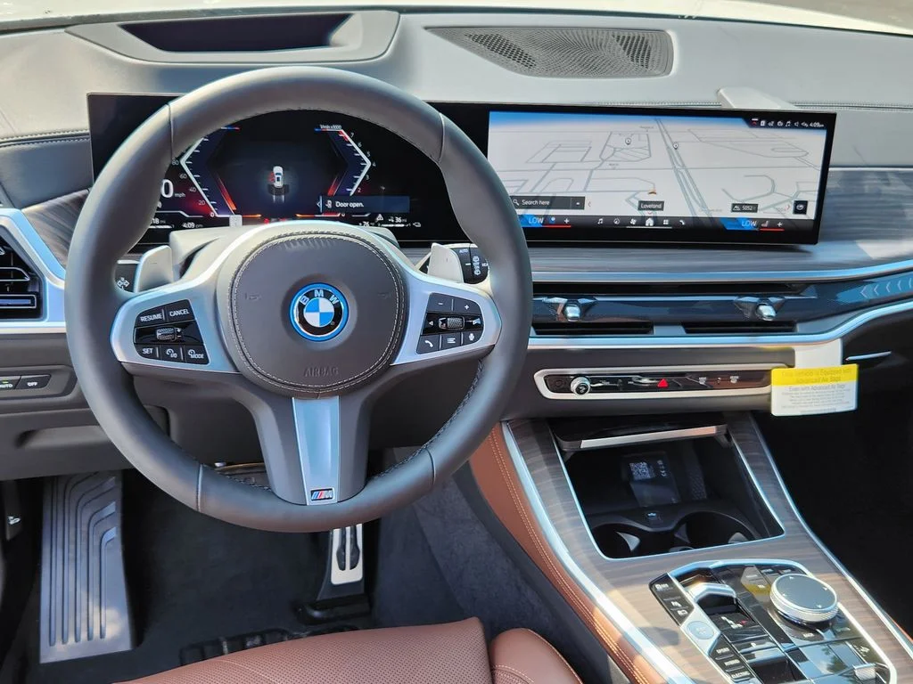 New 2026 Alpine White BMW xDrive50e image 11