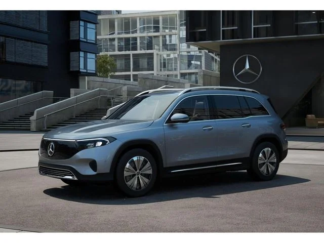 Used 2025 Silver Mercedes-Benz 250+ image 40
