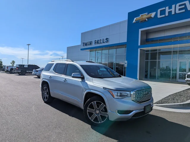 2019 GMC Acadia Denali