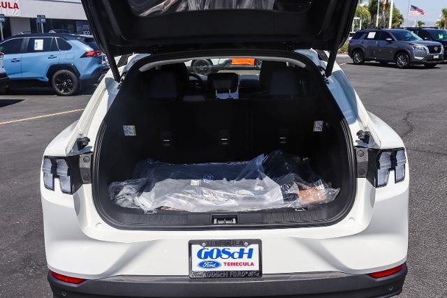 New 2026 Star White Metallic Tri-coat Ford Premium image 59