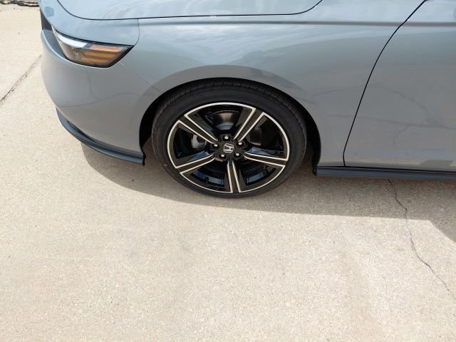 New 2026 Urban Gray Pearl Honda SE image 32