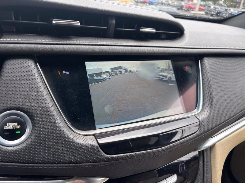 Used 2019 Silver Cadillac Base image 13