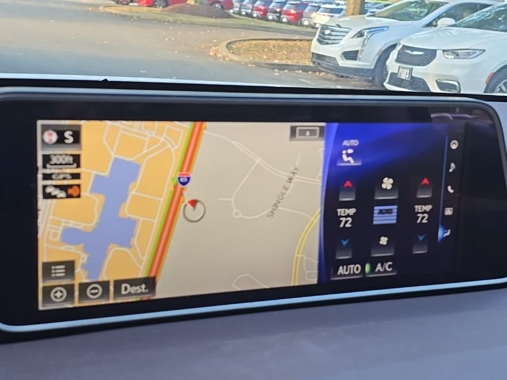 Used 2019 White Lexus 350 image 15
