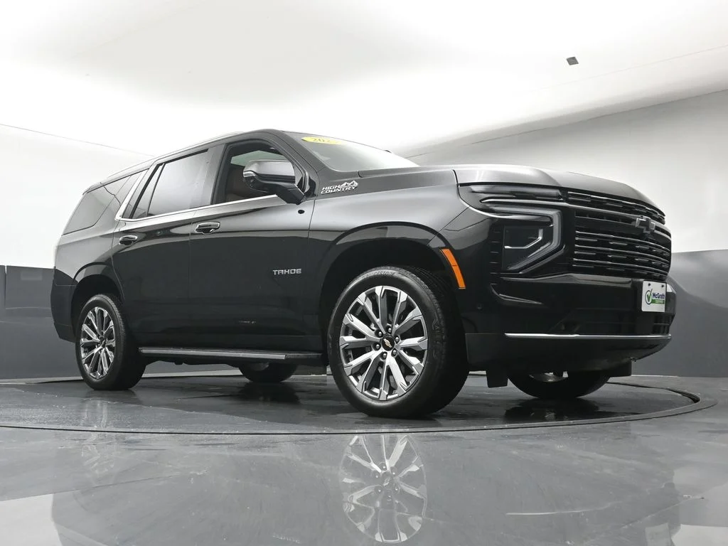 Used 2025 Black Chevrolet High Country image 30