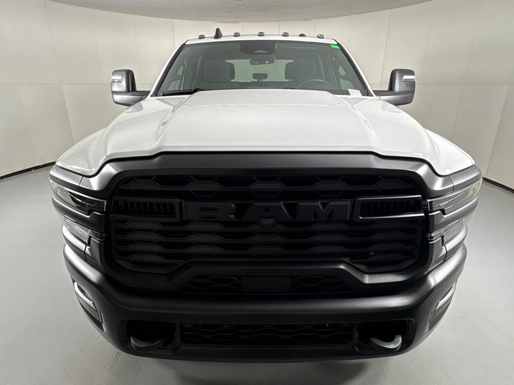 New 2026 Bright White Clear-Coat Exterior Paint RAM Tradesman image 3