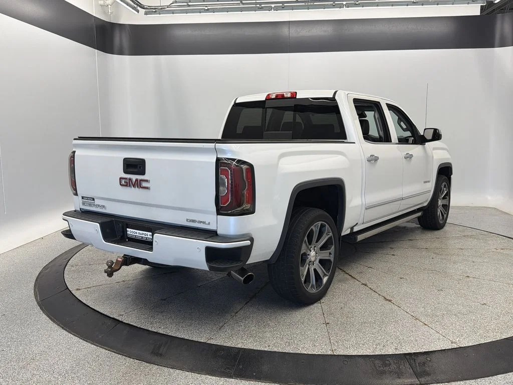 Used 2017 White GMC Denali image 6