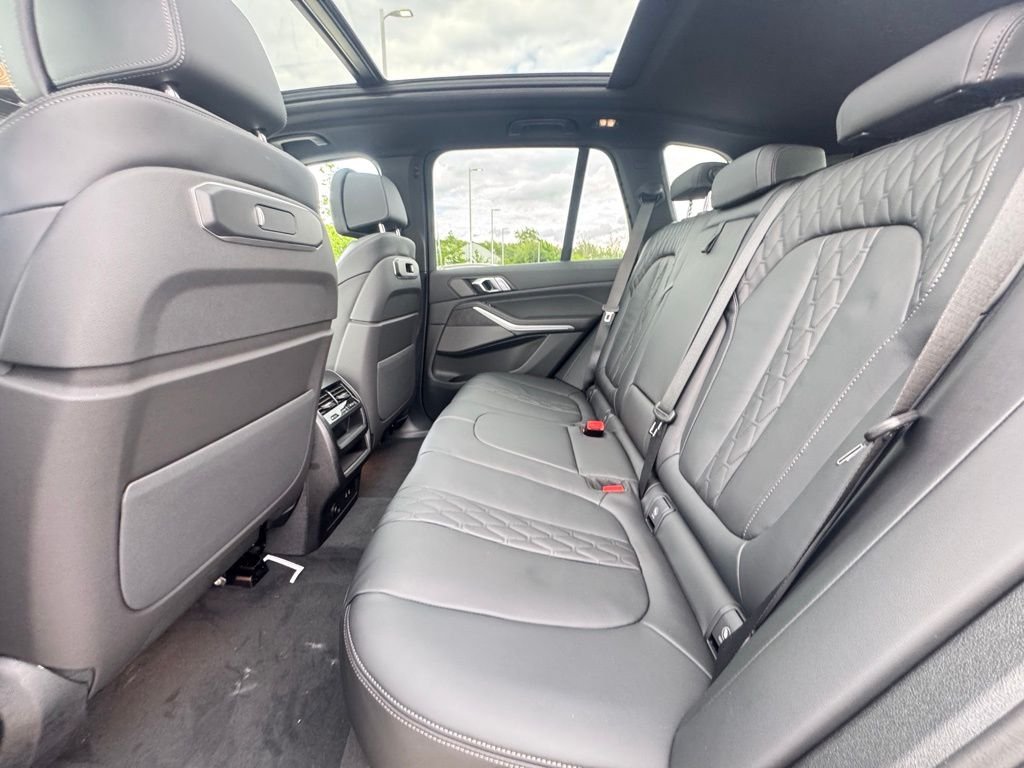 2026 BMW X5 50e - Photo 19