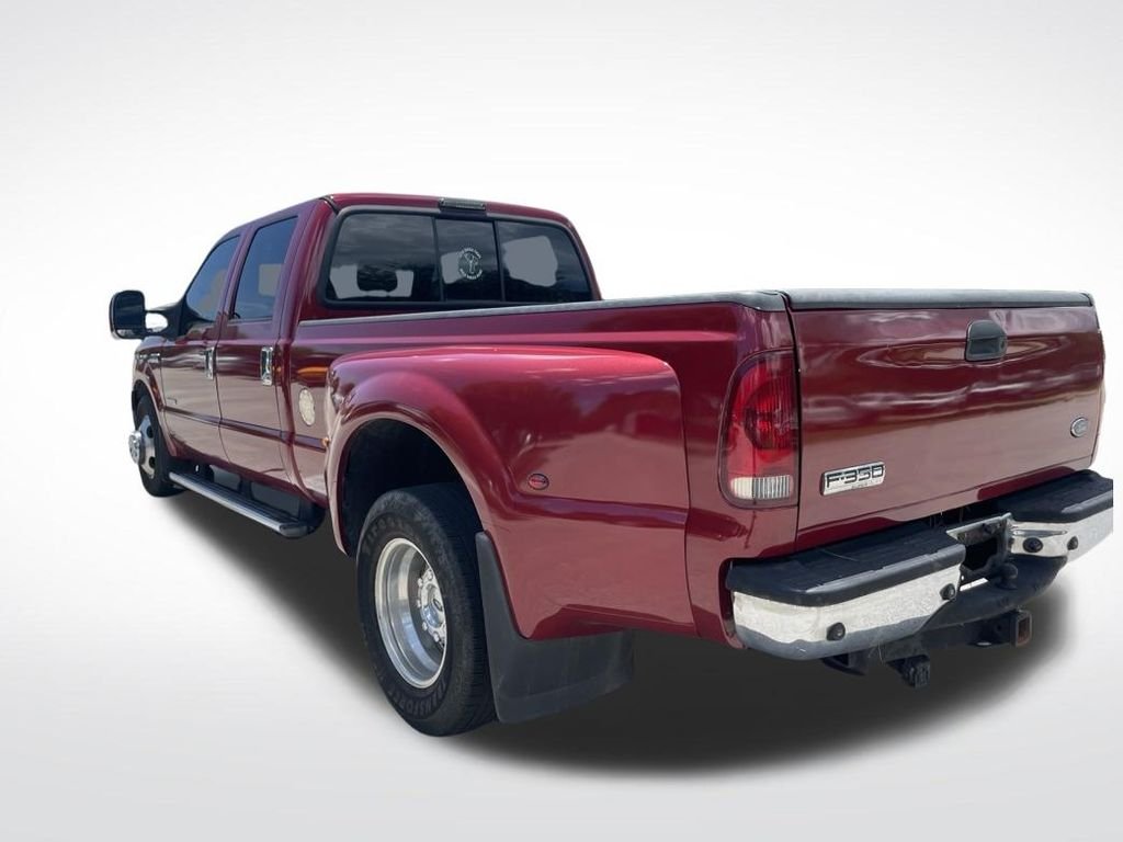 Used 2006 Red Ford  image 5