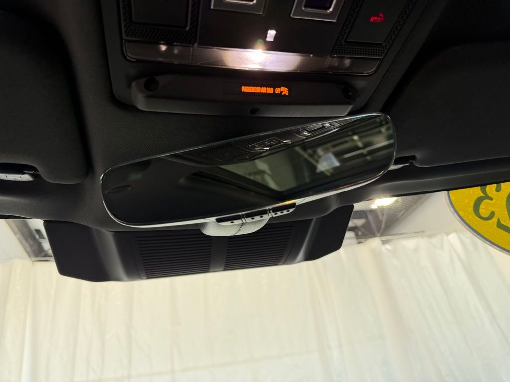 2023 Land Rover Defender SE - Photo 27