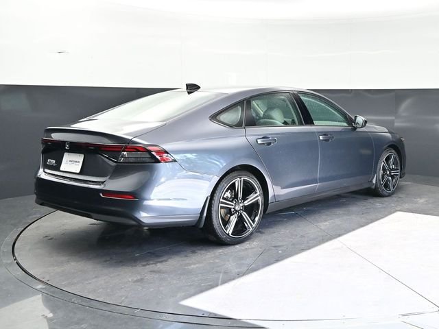 New 2026 Meteorite Gray Metallic Honda SE image 5