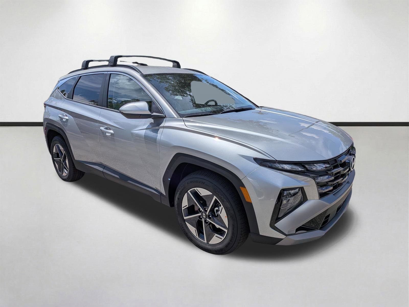 New 2026 Shimmering Silver Hyundai SEL Plus FWD image 34