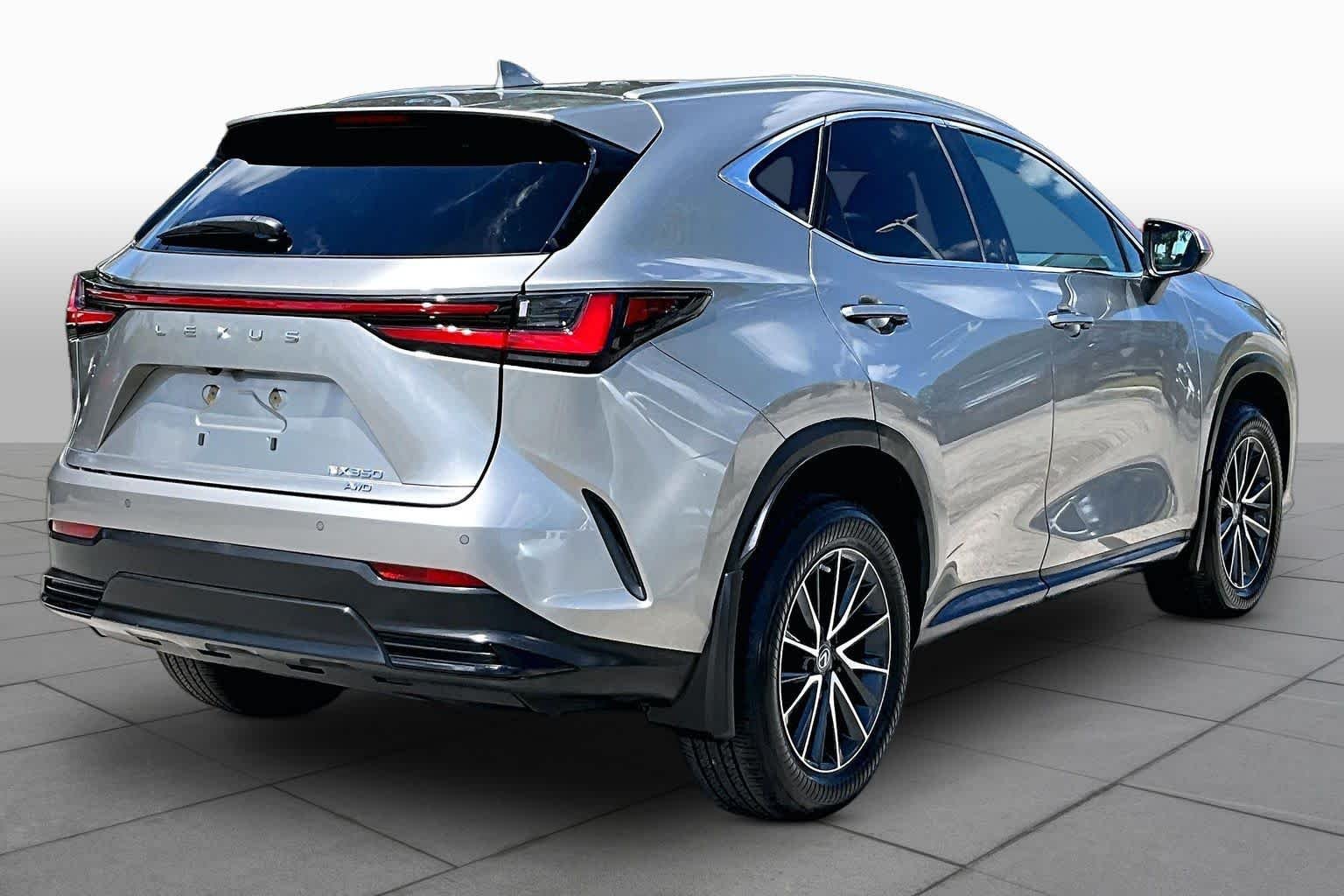 Used 2023 Atomic Silver Lexus Premium image 13