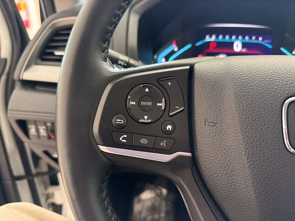 Used 2024  Honda EX-L image 28
