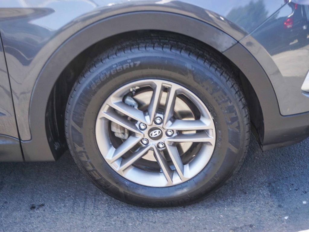 Used 2017 Gray Hyundai 2.4 Base image 10