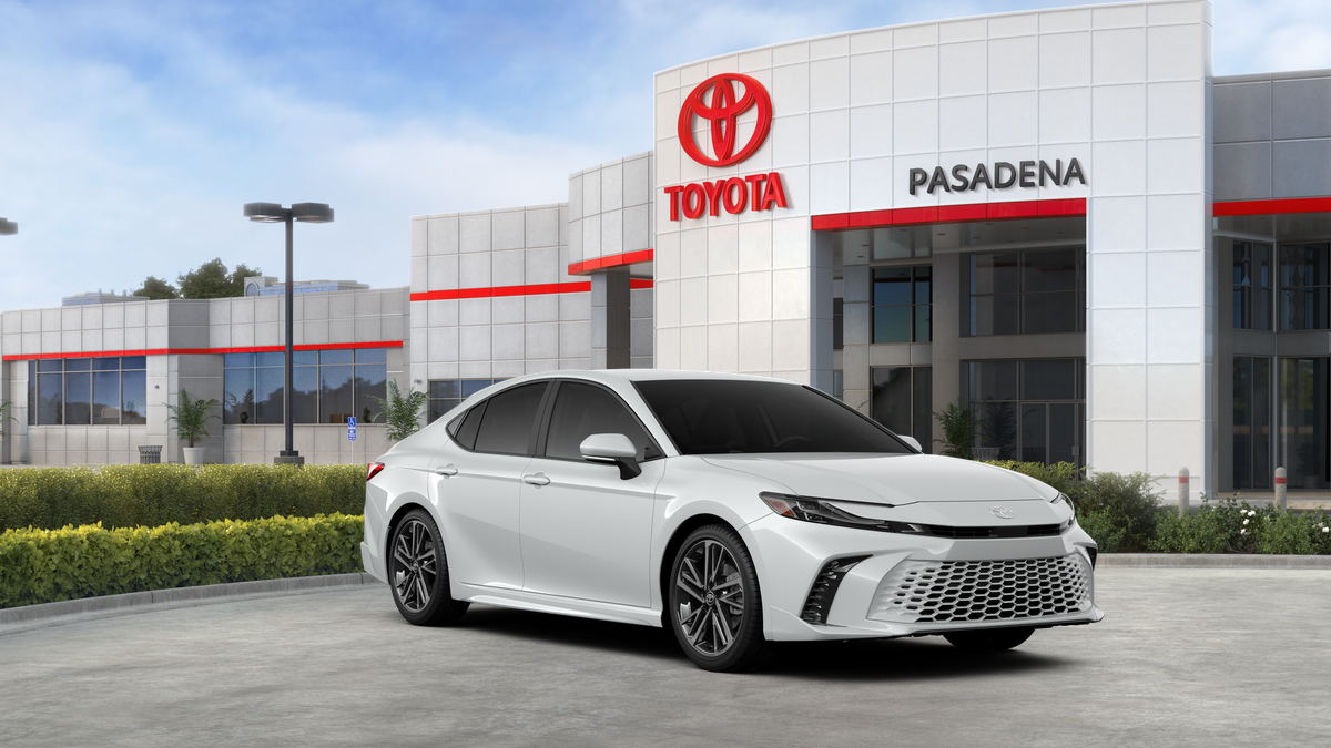 New 2026 Wind Chill Pearl Toyota XSE image 42