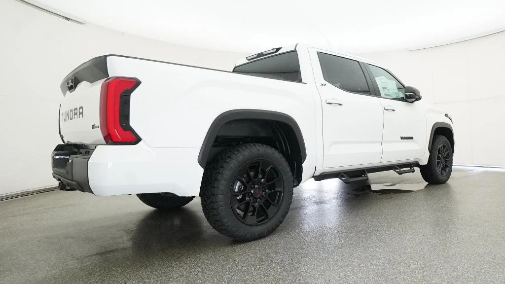 New 2025 Ice Cap Toyota SR5 image 10