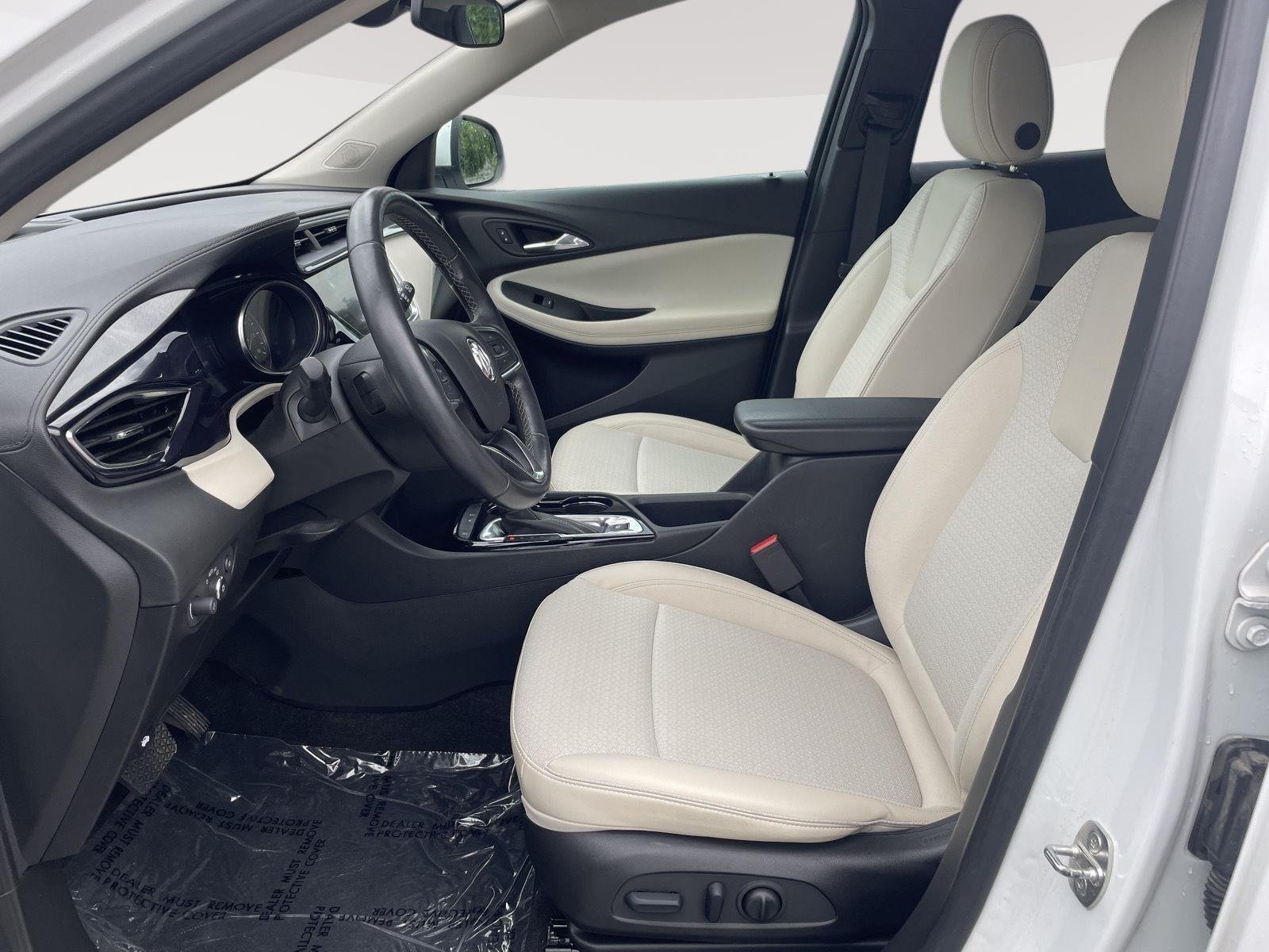 Used 2023 Summit White Buick Preferred image 4