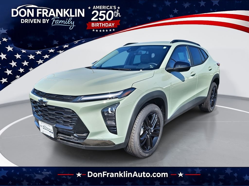 Used 2025 Green Chevrolet ACTIV image 1