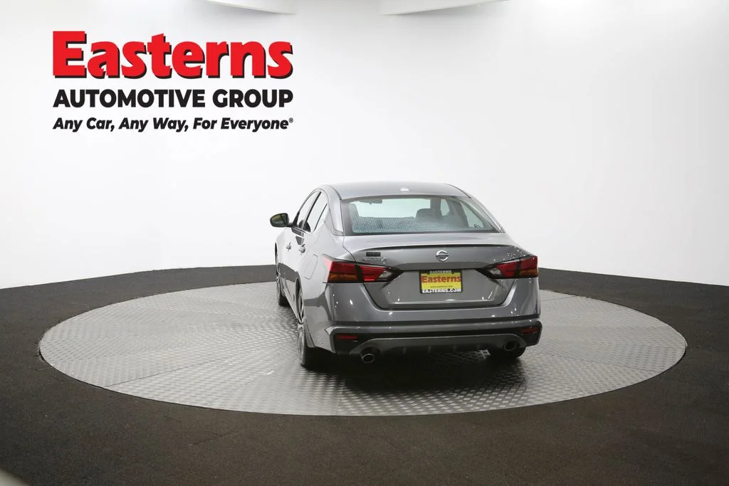 Used 2022 Gray Nissan 2.5 SR image 62