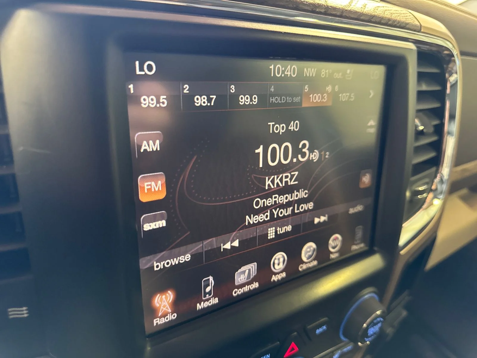 Used 2015 Black Ram Laramie Longhorn image 22