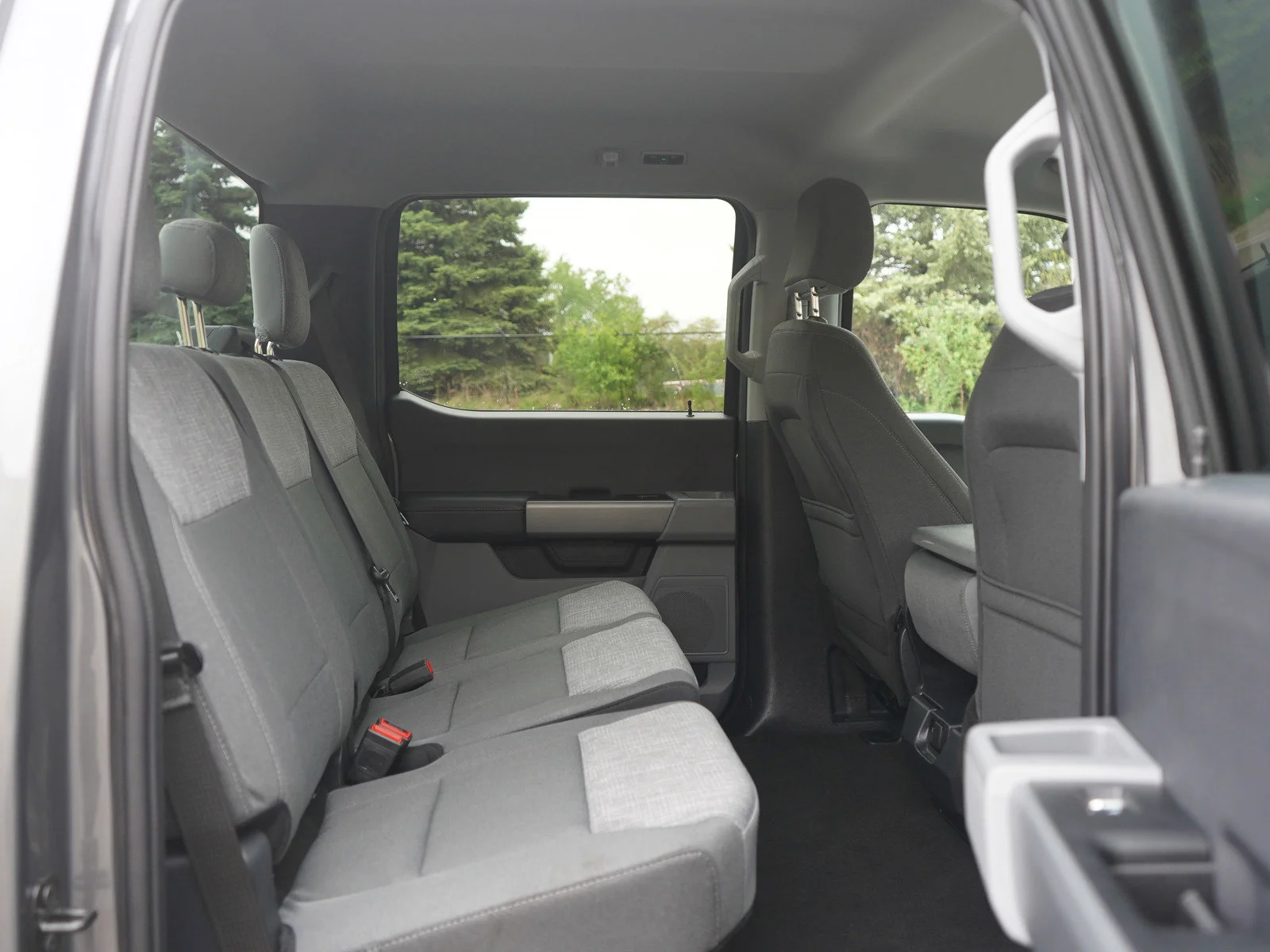 Used 2024 Carbonized Gray Metallic Ford XLT image 13