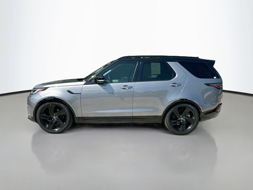 Used 2025 Gray Land Rover Dynamic SE image 2