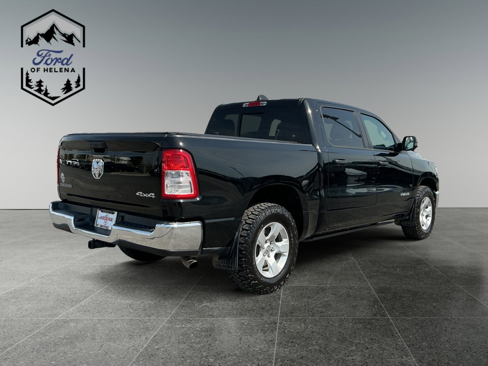 Used 2023 Diamond Black Crystal Pearlcoat Ram Big Horn image 5