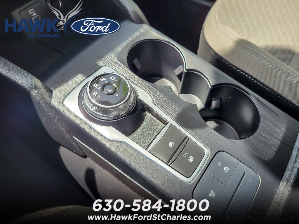 Certified Used 2022 Oxford White Ford SE image 15