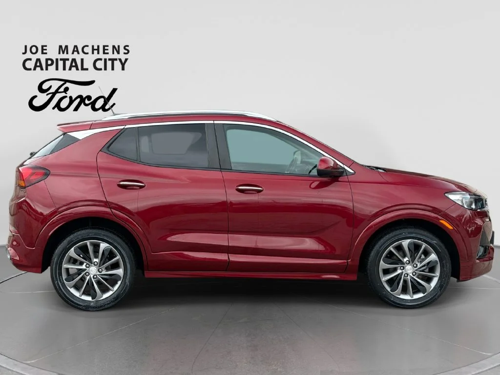 Used 2023 Red Buick Select image 3