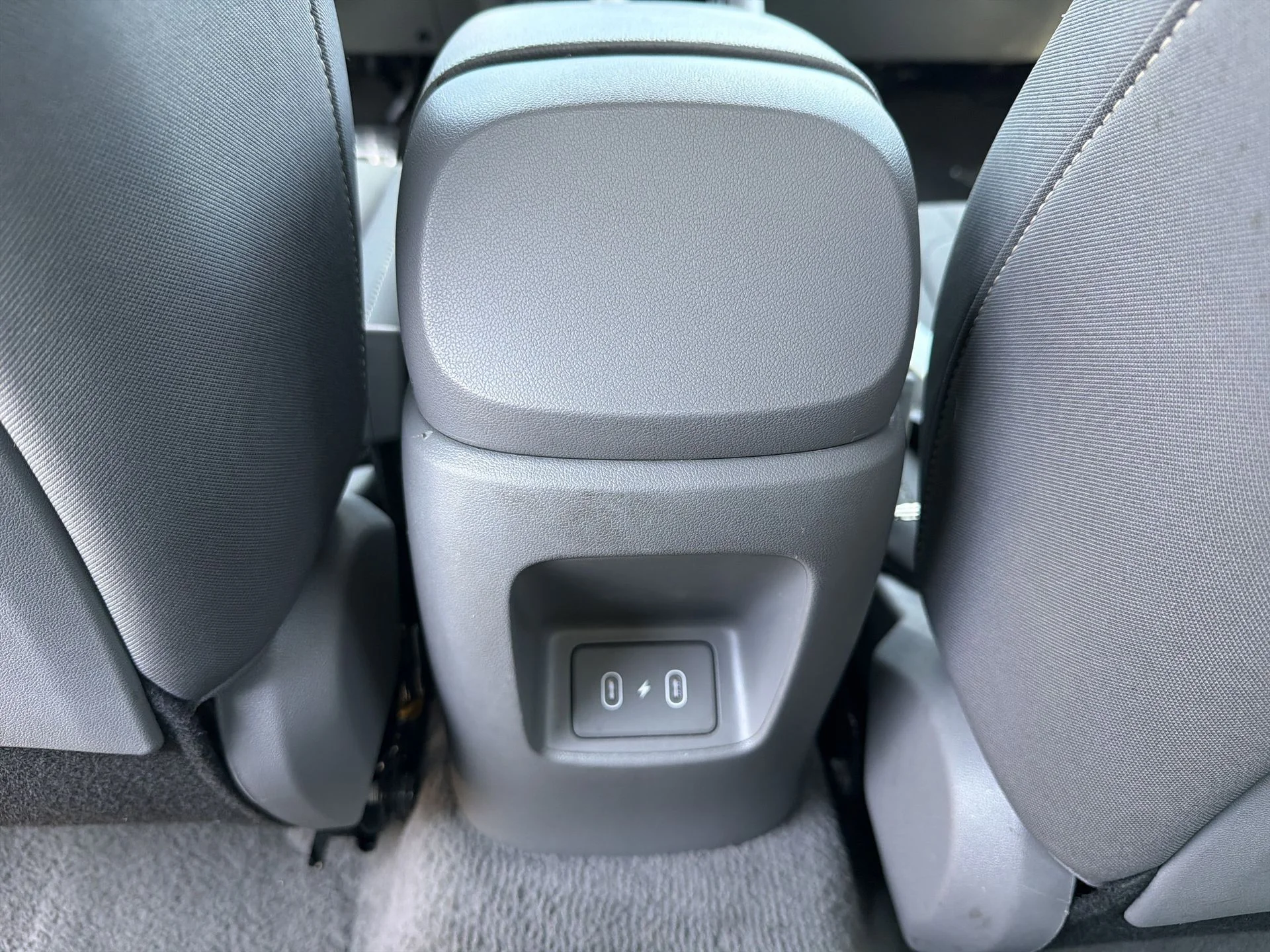 Certified Used 2025 Intense Blue Hyundai SEL Sport image 4