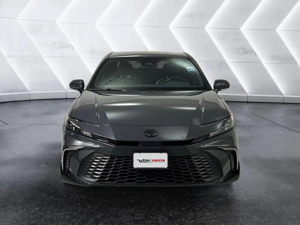 Used 2026  Toyota SE image 2